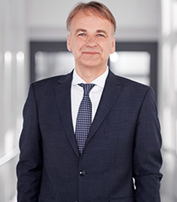 Peter Fieser, Personalchef Hensoldt